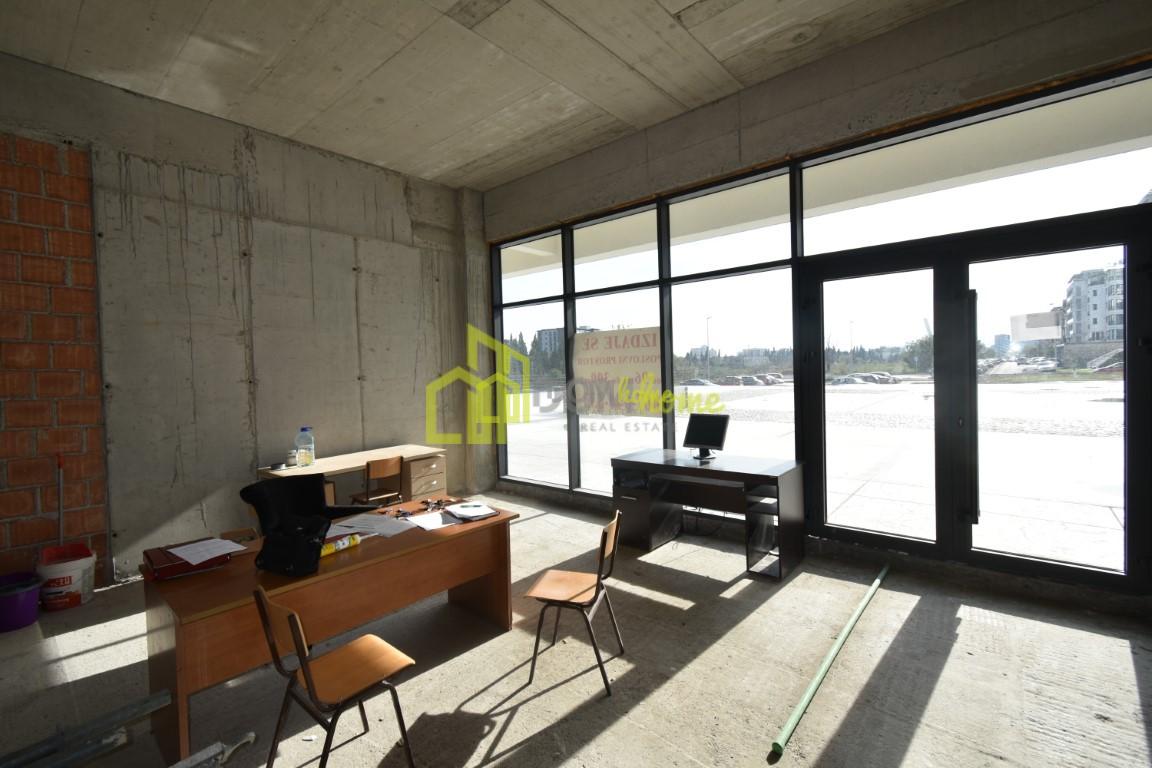 Poslovni prostor 96m2, Vezirov most